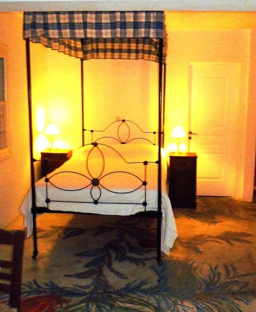 Angelica'S Hotel Frý Екстериор снимка